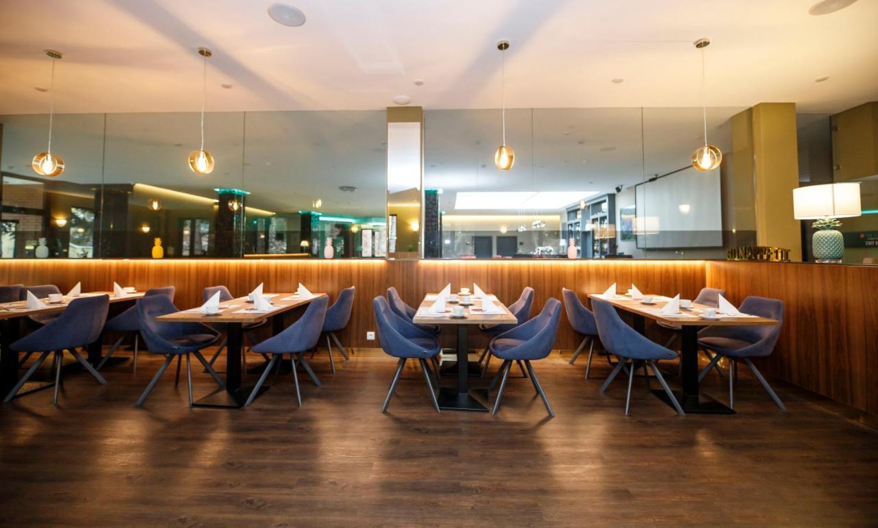 Parkhotel Carlsbad Inn Dalovice Dış mekan fotoğraf