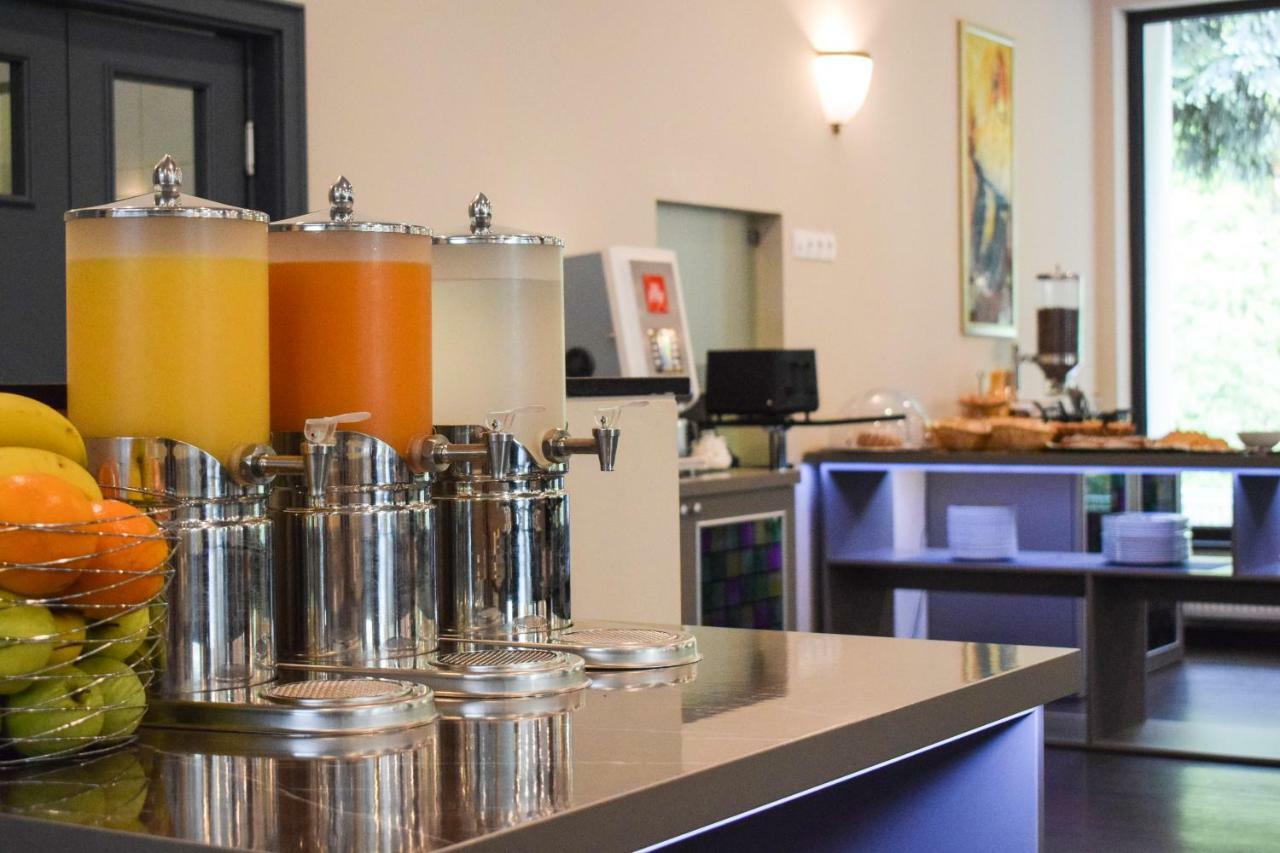 Parkhotel Carlsbad Inn Dalovice Dış mekan fotoğraf